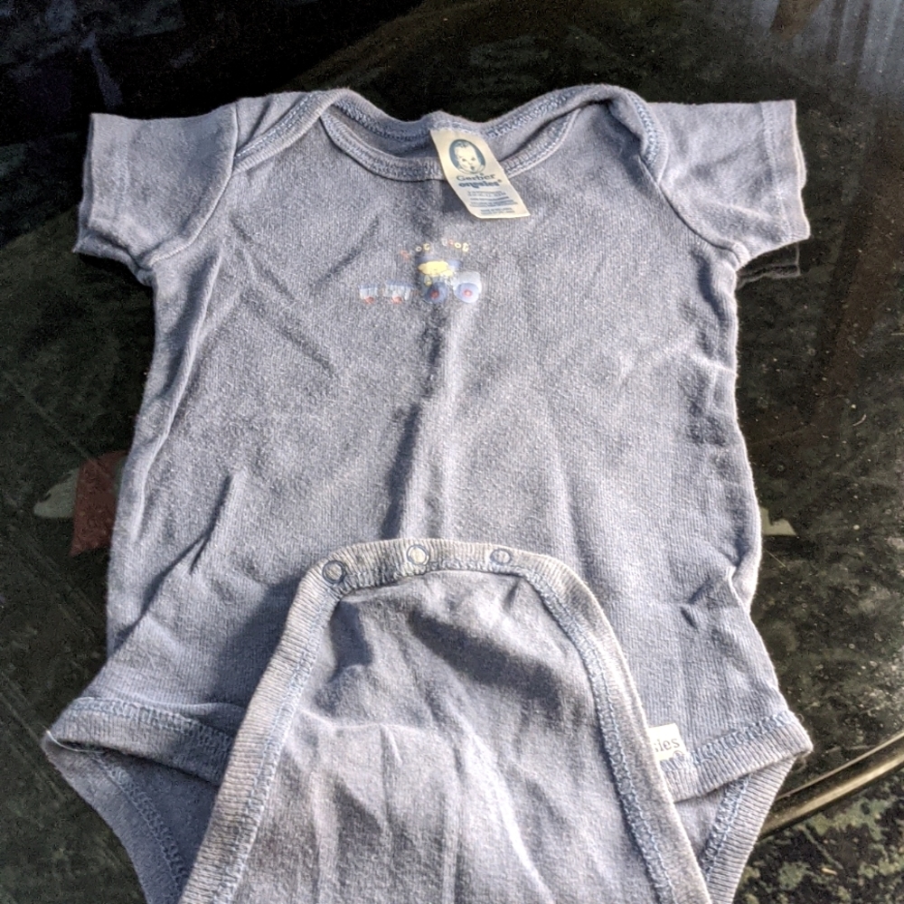 Carter's Train onesie. 9-18 months